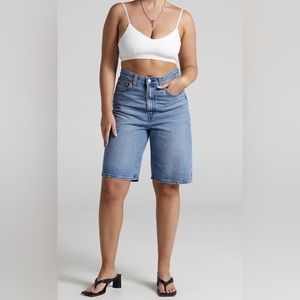 Levi’s Bermuda short